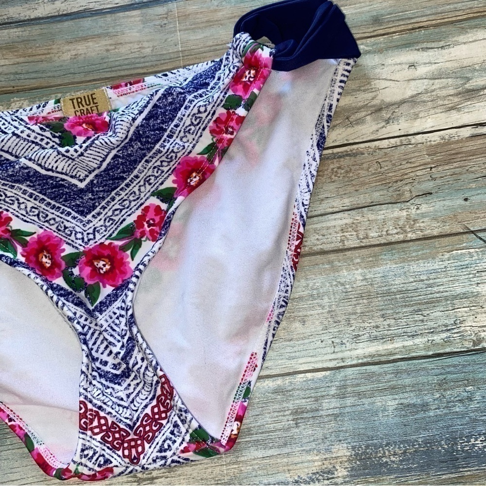 True Craft Floral Bikini Bottoms - Picture 3 of 3